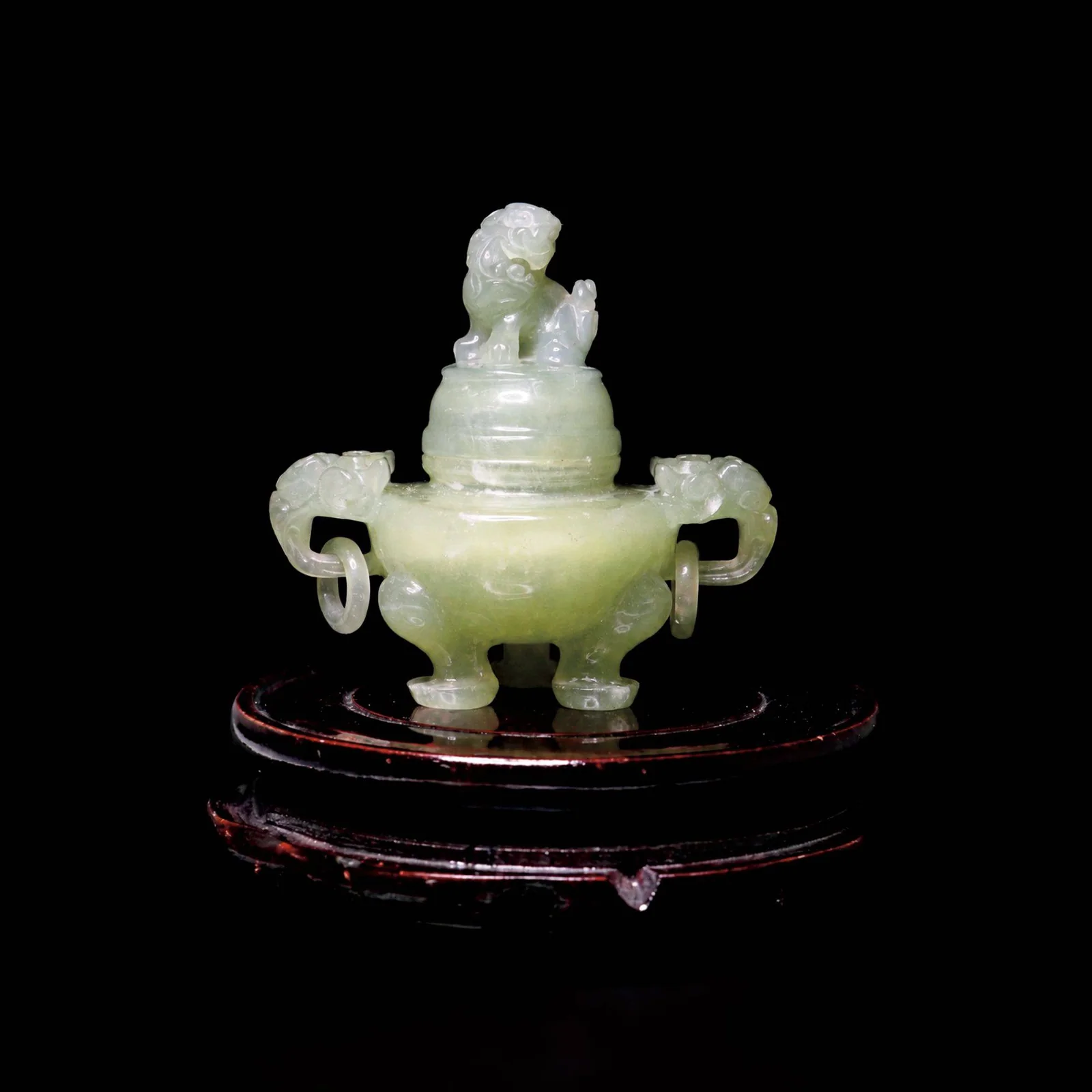 Xiuyan Jade Tripod Censer with Lion Finial